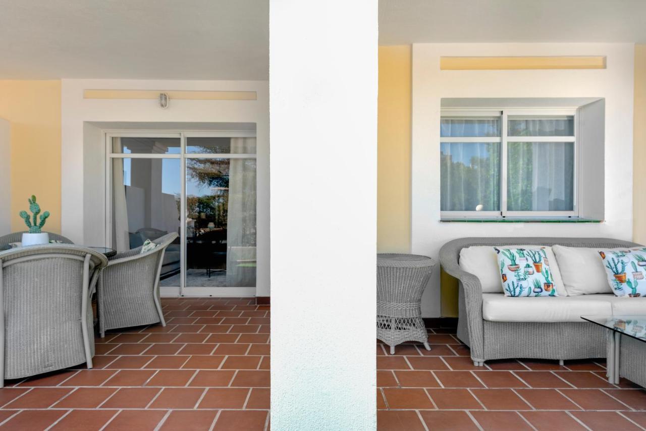 Bright 2 Bedroom Apartment With Parking Space And Swimming Pools In Aloha Gardens Marbella Ngoại thất bức ảnh