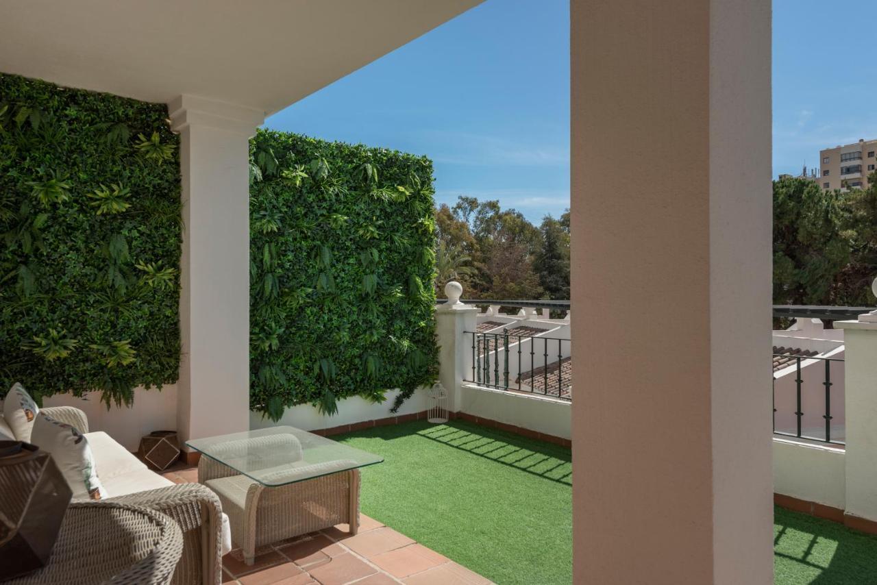 Bright 2 Bedroom Apartment With Parking Space And Swimming Pools In Aloha Gardens Marbella Ngoại thất bức ảnh